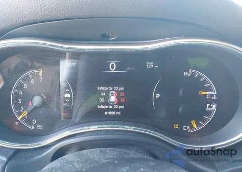 2017 Jeep Grand Cherokee Laredo 4X2 z USA, uszkodzony, nr VIN 1C4RJEAG5HC805242